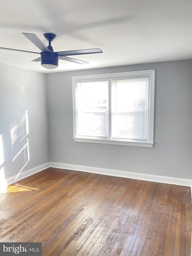 Foto del edificio - 6318 Magnolia St