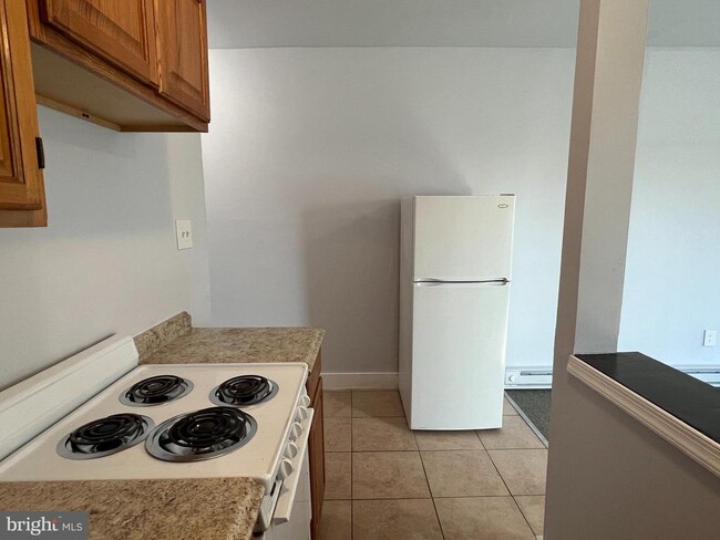 519 E 9th St Unit 6R, UPPR CHICHSTR, PA 19013 - Room for Rent in UPPR ...