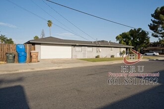 Building Photo - 3408 Eisenhower Ave
