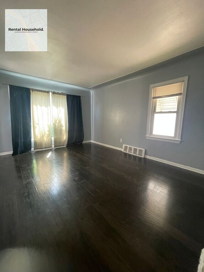 Foto del edificio - Cozy 3-Bedroom Bungalow for Rent: A Perfect Place to Call Home (SECTION 8-Preferred)