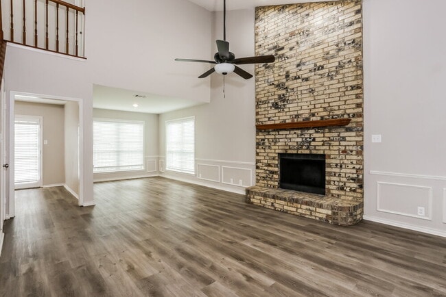 Foto del edificio - 3355 Brooke St