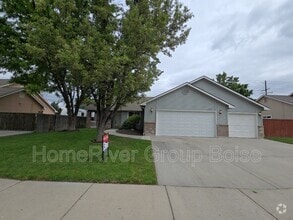 Building Photo - 2020 W Pebblestone St
