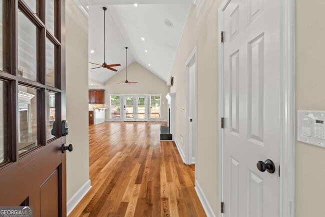 Building Photo - 603 Fairway Ct