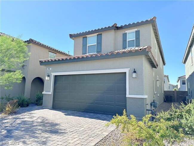 Building Photo - 7663 Lush Oasis Ave.
