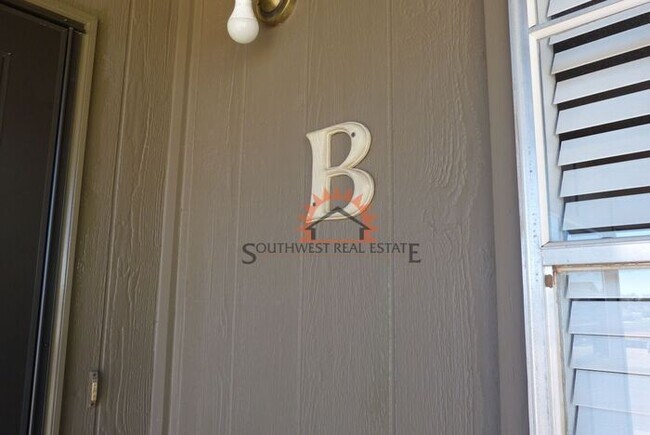 Foto del edificio - Super cute 2 bedrooms 1 bath apartment.
