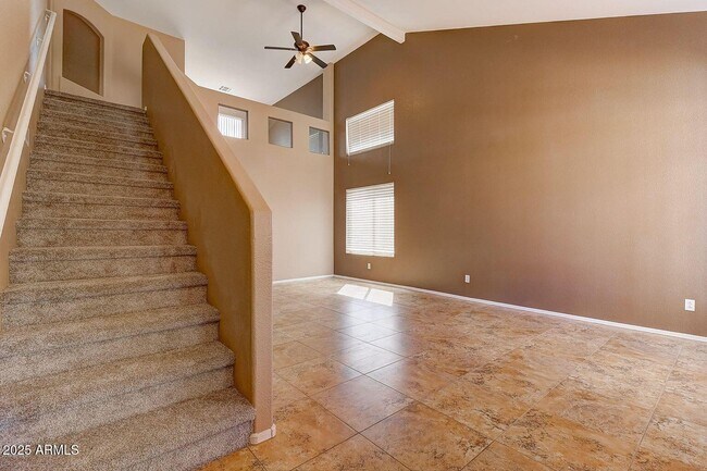 Foto del edificio - 15929 W Cottonwood St