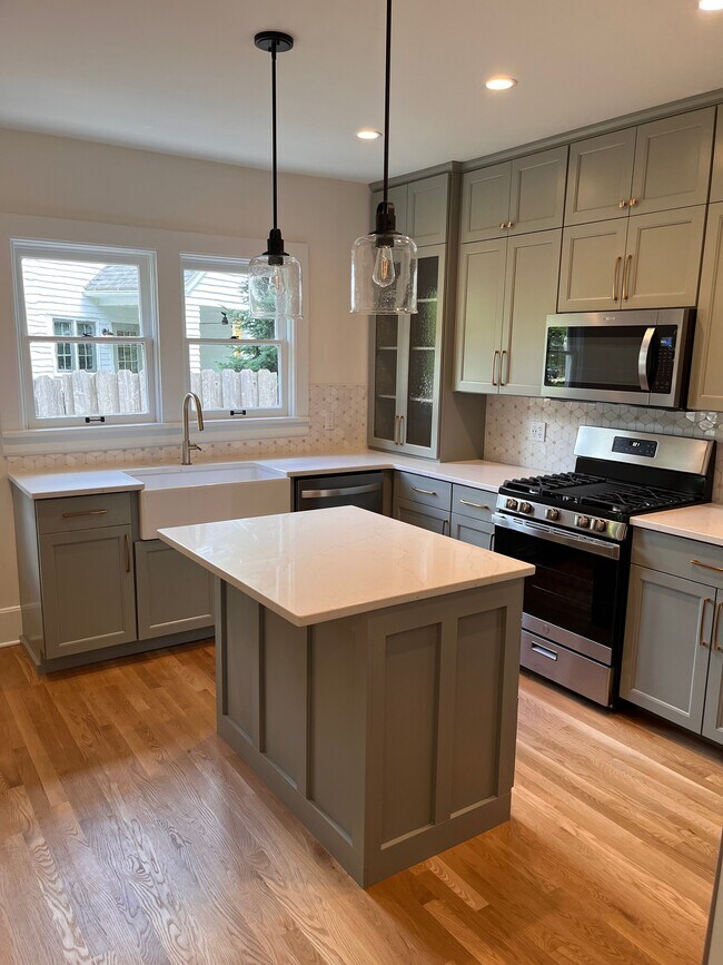 Foto del edificio - 937 Riverside Dr