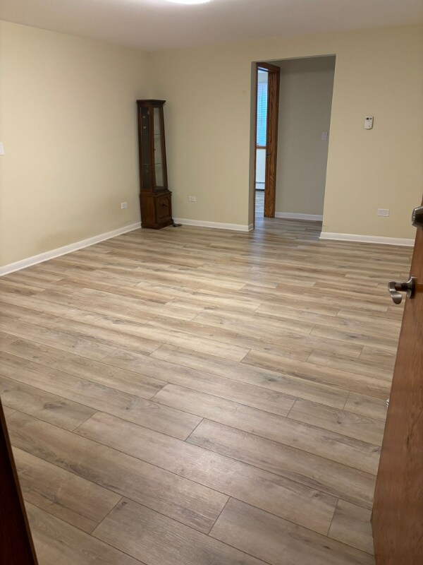 Foto del edificio - 8700 W Summerdale Ave