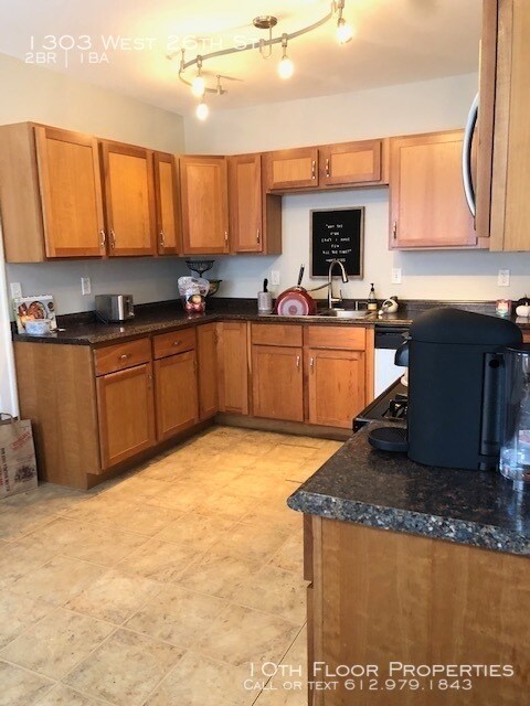 Foto del edificio - 1303 West 26th St. Duplex