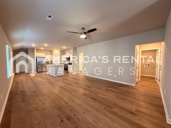 Foto del edificio - NEW CONSTRUCTION - Modern Comfort Awaits in Mize Meadows Brand New Construction with Open Floor P...