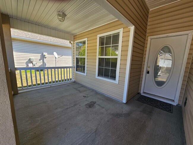 Foto del edificio - 3283 Emerson Ln