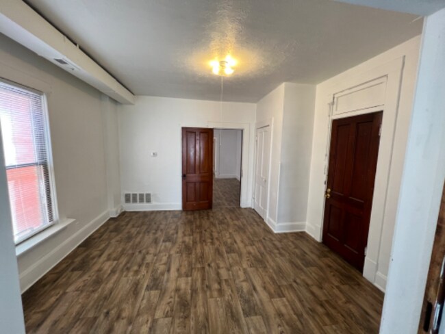 Foto del edificio - 2367 N High St