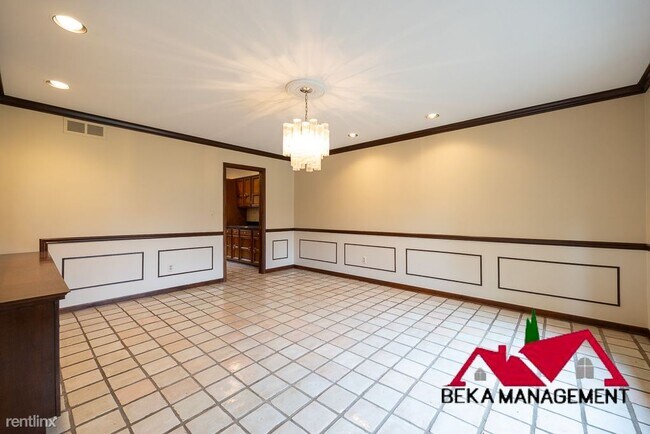 Foto del edificio - 5 br, 2.5 bath House - 6275 Fairbrook Ct