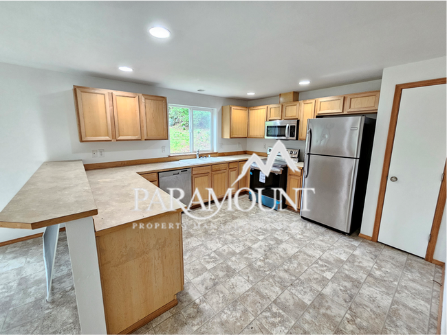 Foto del edificio - Secluded 3 Bedroom w/Den in Port Orchard!