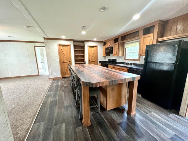 Foto del edificio - 4800 Davis Ln