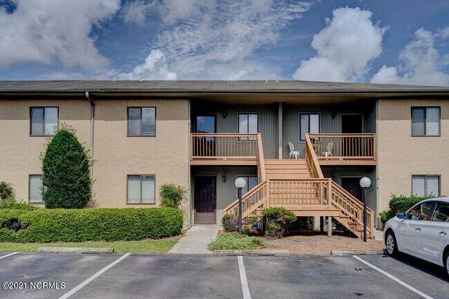 Foto del edificio - 3726 St Johns Ct