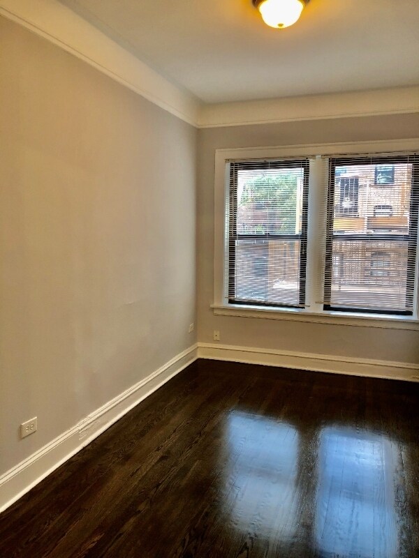 Foto del edificio - 3157 N Hudson Ave