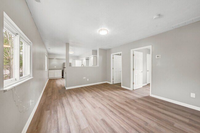 Foto del edificio - 3449 Wade Ave