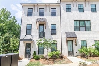 Building Photo - 4010 Maypop Ln