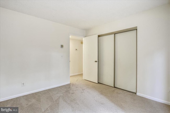 Foto del edificio - 15300 Beaverbrook Ct