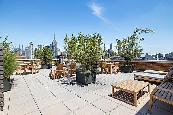 Foto del edificio - 161 W 16th St