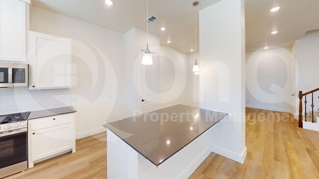Photo - 277 Mule Deer Mews Townhome