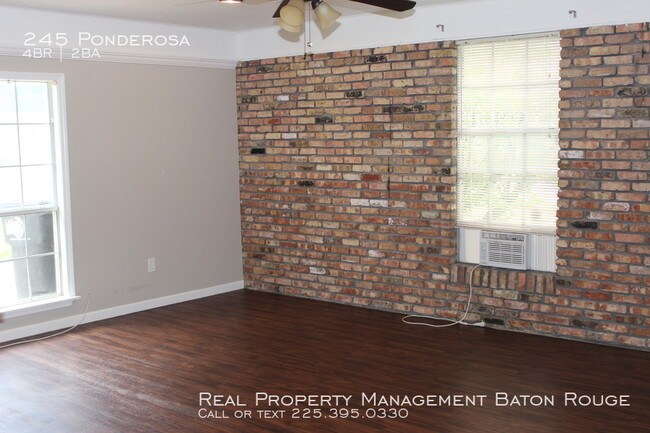 Building Photo - Great home off Old Hammond