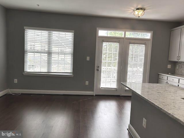 Primary Photo - 23435 Clarksridge Rd