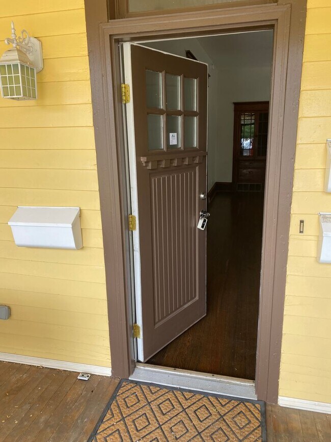 Building Photo - Modern Farmhouse Style - Available for Fal...