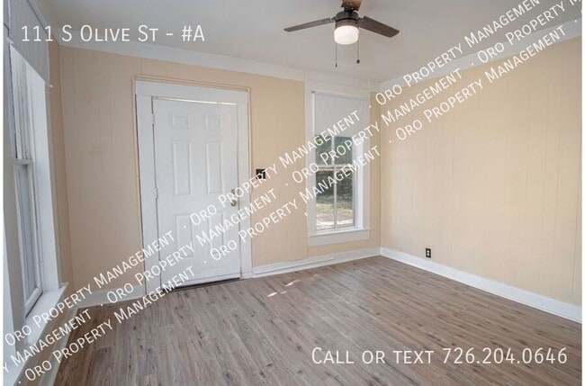 Building Photo - 111 S Olive St