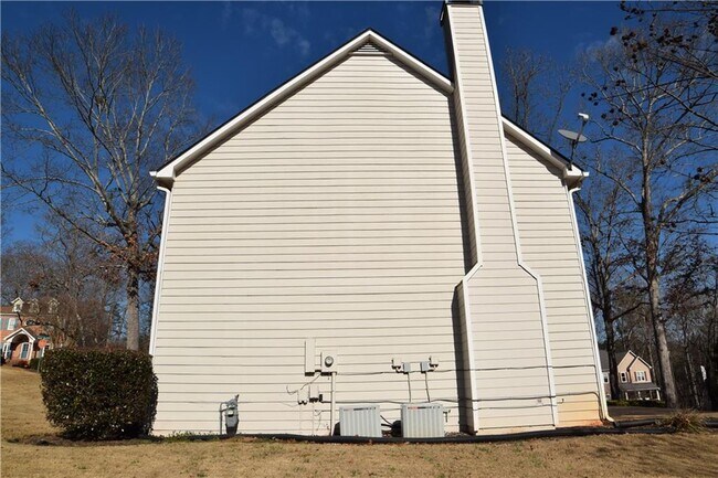 Foto del edificio - 2609 Falcon Nest Ct