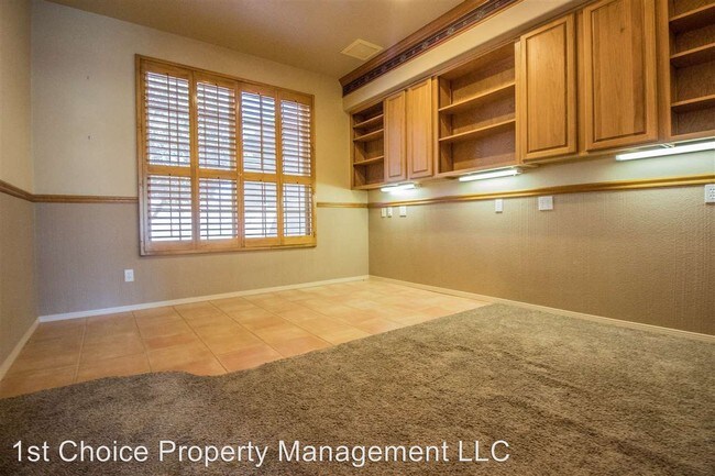 Building Photo - 3 br, 2 bath House - 2463 Tres Lagos