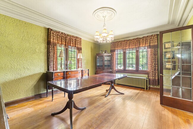 Foto del edificio - 2260 5th Ave