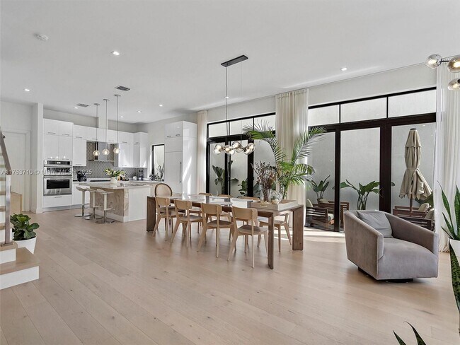Foto del edificio - 4440 NW 80th Ave