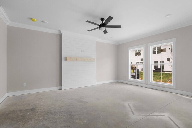 Building Photo - 166 Sango Dr