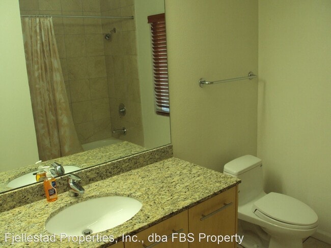 Building Photo - 1 br, 1 bath House - 7535 Charmant Drive #...
