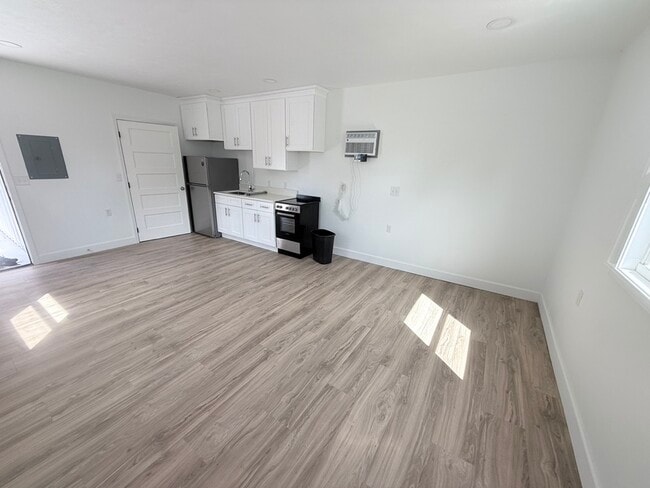 Building Photo - 1520 Blue Sage Dr