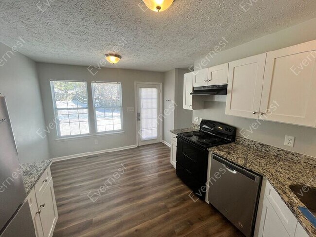 Foto del edificio - 293 Trey Ln