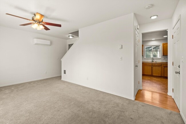 Foto del edificio - 2333 21st Ave