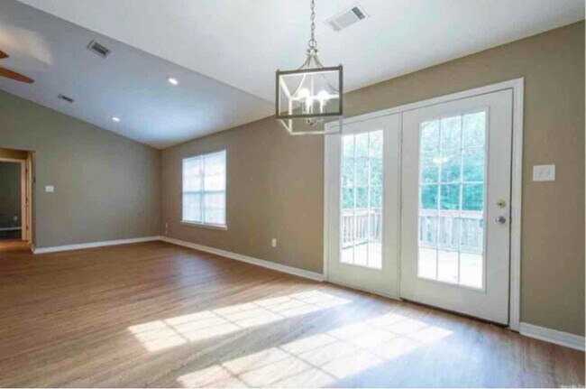 Building Photo - 77 Cinnamon Dr