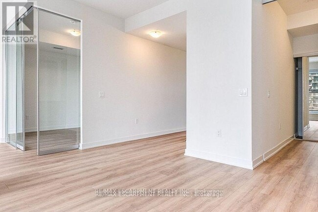 Building Photo - 1 Quarrington Ln