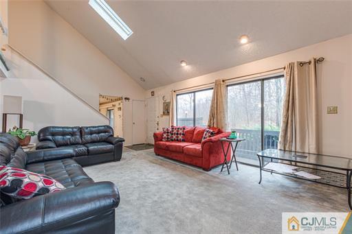 Building Photo - 272 Westgate Dr