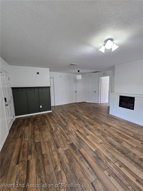 Building Photo - 2158 Hartman Rd