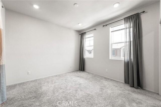 Foto del edificio - 40727 Melrose Dr