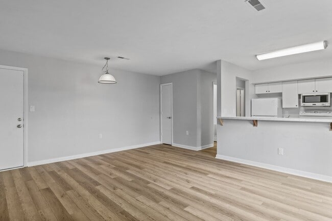 Foto del edificio - 3 Bed/2 Bath Pet Friendly, Virginia Tech