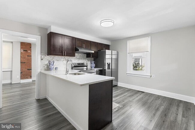 Building Photo - 205 Callanan Ave