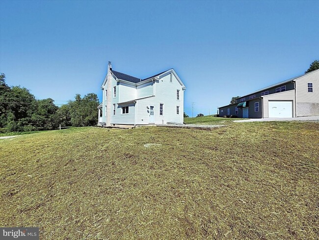 Foto del edificio - Renovated Farmhouse - Hanover Pa