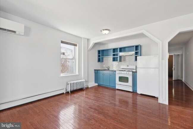 Foto del edificio - 2029 Spring Garden St