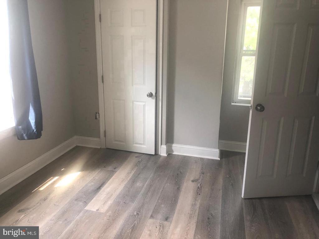 Building Photo - 317 Reed St