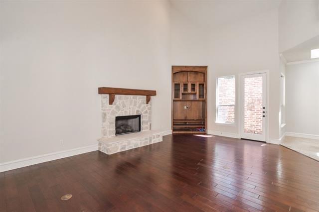 Building Photo - 5532 Travis Dr
